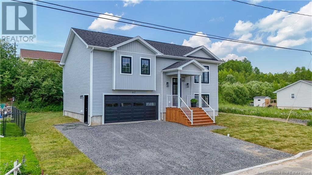 62 Malibu Street, Fredericton, New Brunswick  E3A 5P9 - Photo 2 - NB117816