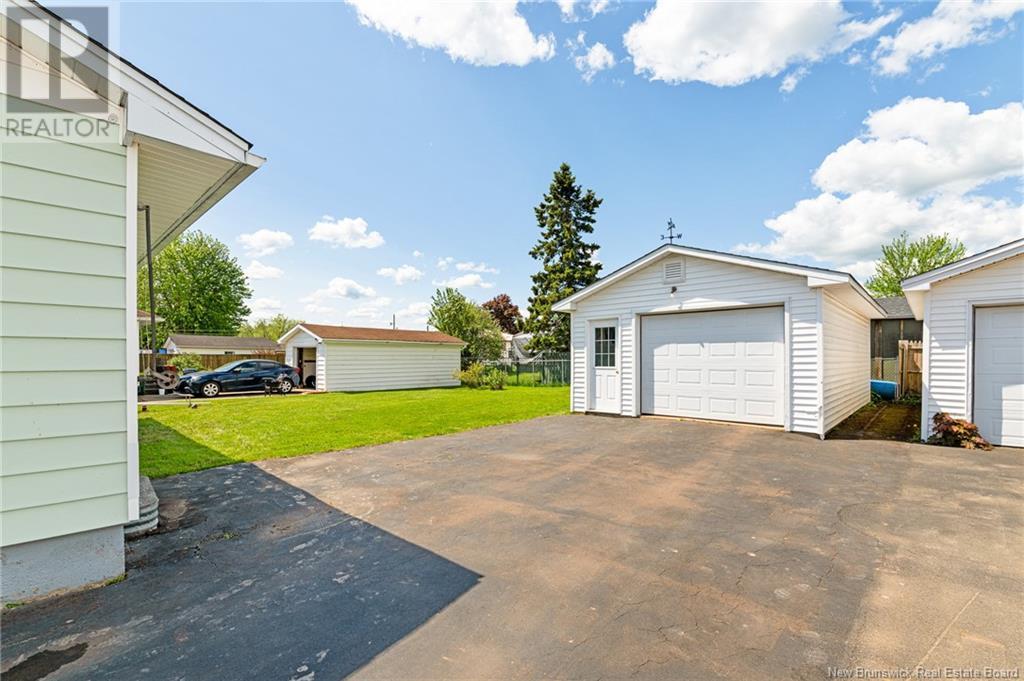 222 Whitney Avenue, Moncton, New Brunswick  E1C 8E2 - Photo 31 - NB119792