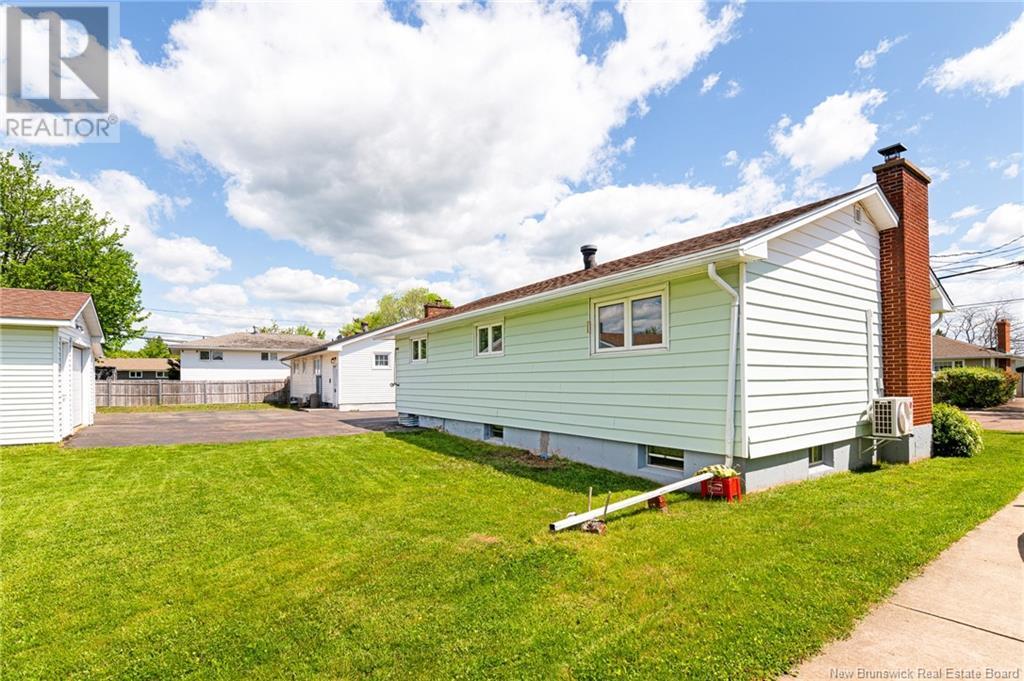 222 Whitney Avenue, Moncton, New Brunswick  E1C 8E2 - Photo 33 - NB119792