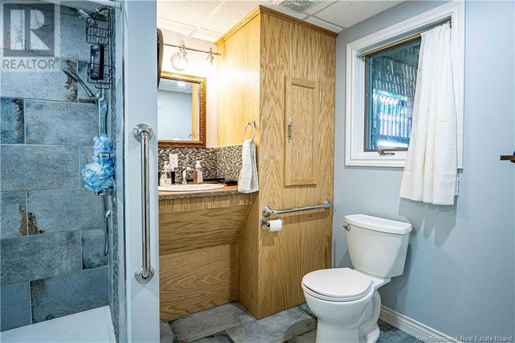 340 Macdonald Avenue, Oromocto, New Brunswick  E2V 2J3 - Photo 43 - NB120108