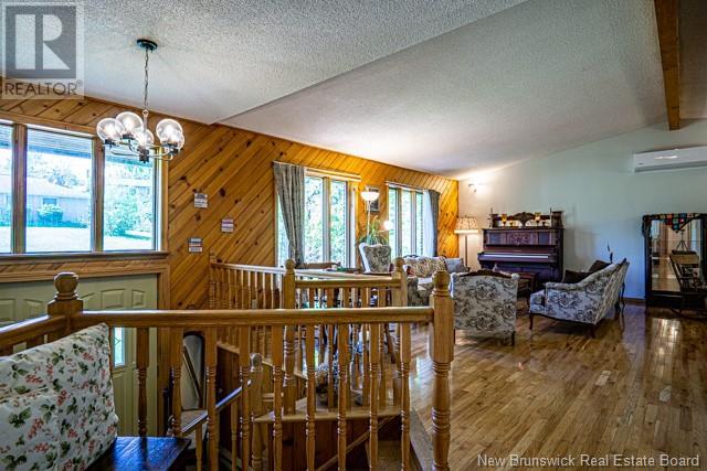 340 Macdonald Avenue, Oromocto, New Brunswick  E2V 2J3 - Photo 6 - NB120108