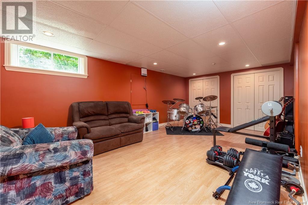 198 Magellan, Moncton, New Brunswick  E1A 7H3 - Photo 23 - NB119926