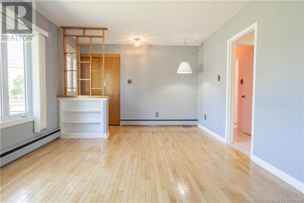 4 Brunswick Street, Riverview, New Brunswick  E1B 2Y3 - Photo 5 - NB120037