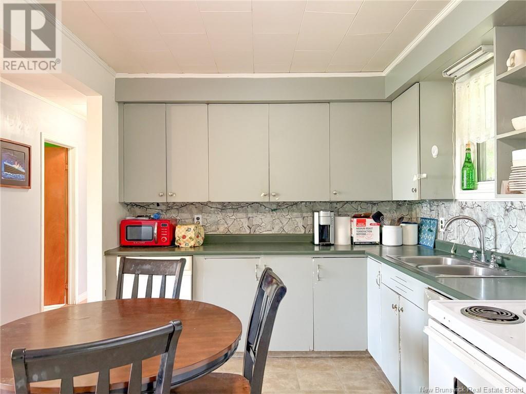 105 Sharkey Street, Woodstock, New Brunswick  E7N 2R1 - Photo 11 - NB119757
