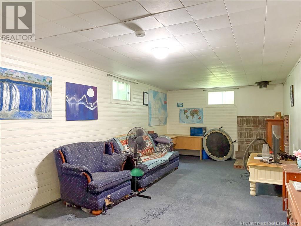 105 Sharkey Street, Woodstock, New Brunswick  E7N 2R1 - Photo 33 - NB119757
