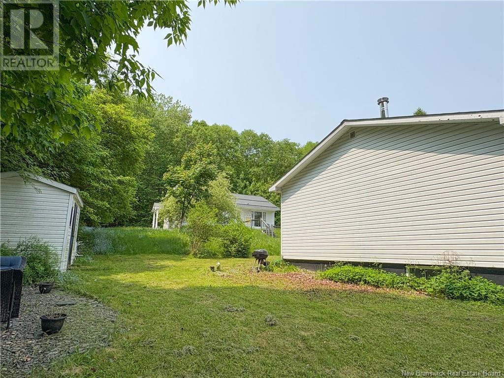 105 Sharkey Street, Woodstock, New Brunswick  E7N 2R1 - Photo 43 - NB119757