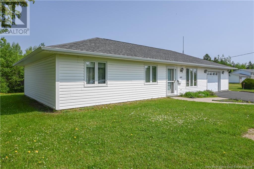 459 Rue Pointe-à-Bouleau Street, Tracadie, New Brunswick  E1X 1B6 - Photo 7 - NB120168