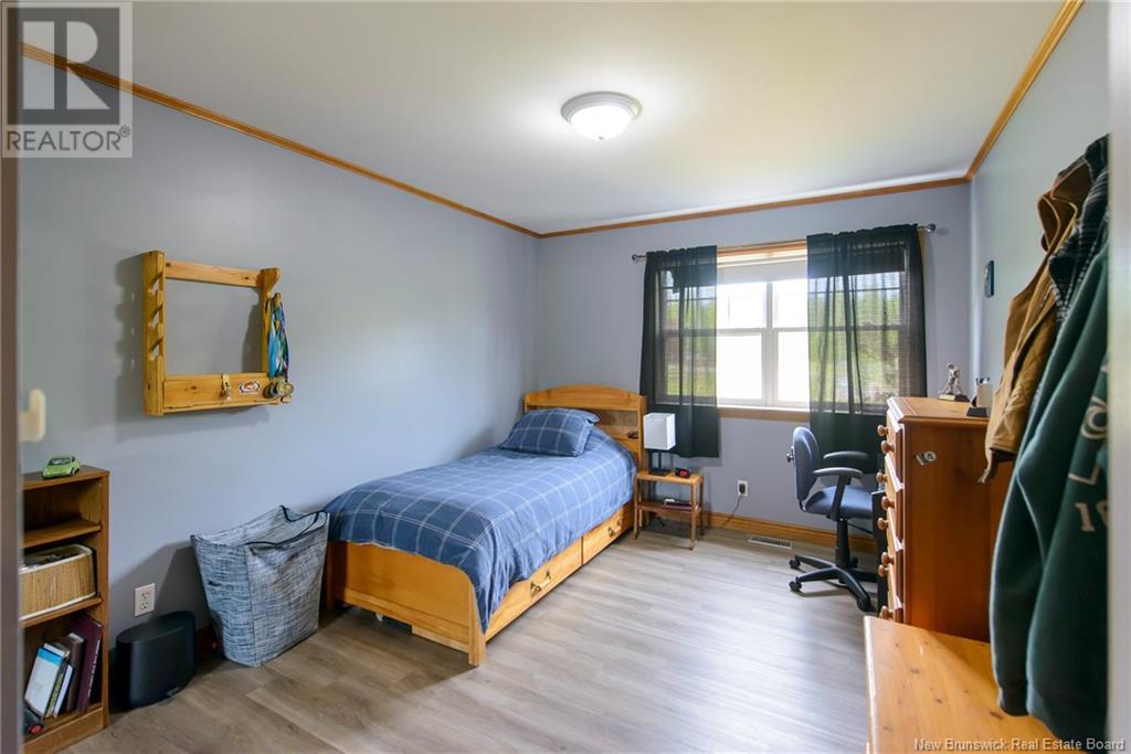 29 Wallace Road, Browns Flat, New Brunswick  E2M 2P5 - Photo 19 - NB120130