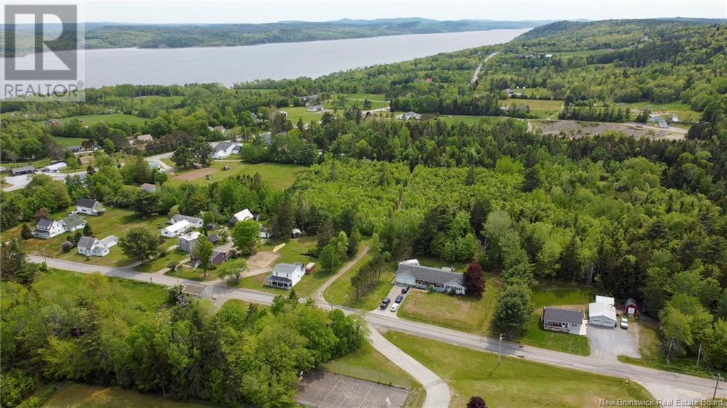 29 Wallace Road, Browns Flat, New Brunswick  E2M 2P5 - Photo 35 - NB120130