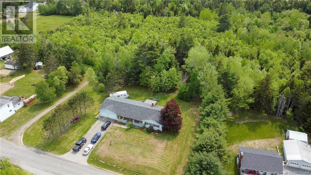 29 Wallace Road, Browns Flat, New Brunswick  E2M 2P5 - Photo 36 - NB120130