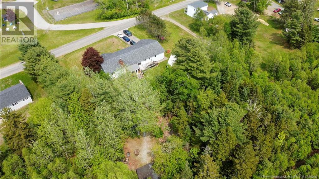 29 Wallace Road, Browns Flat, New Brunswick  E2M 2P5 - Photo 37 - NB120130
