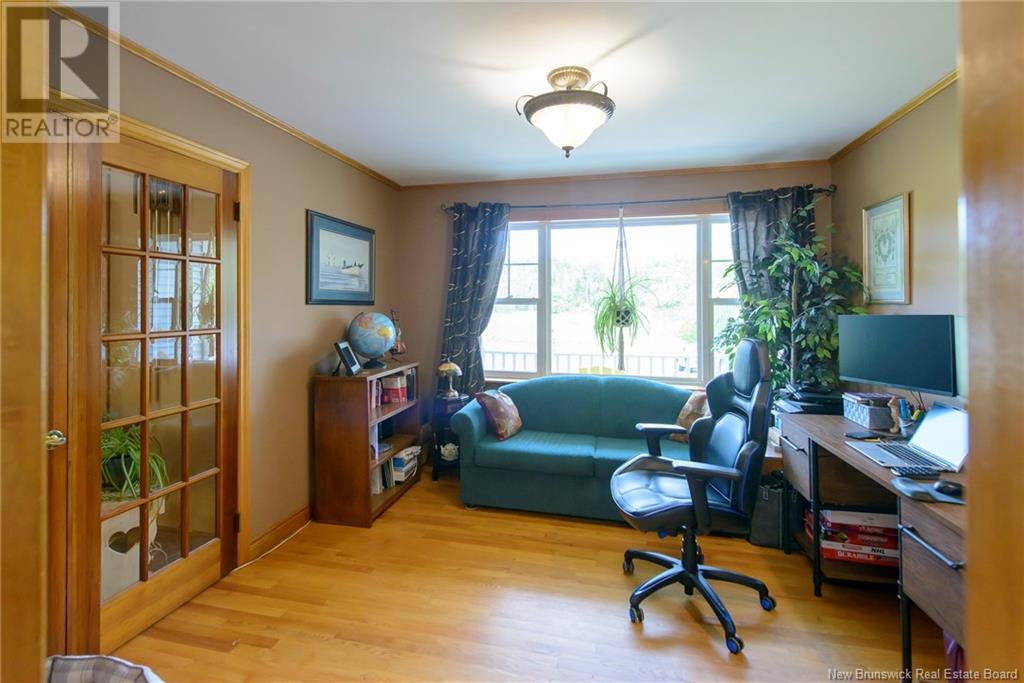 29 Wallace Road, Browns Flat, New Brunswick  E2M 2P5 - Photo 9 - NB120130