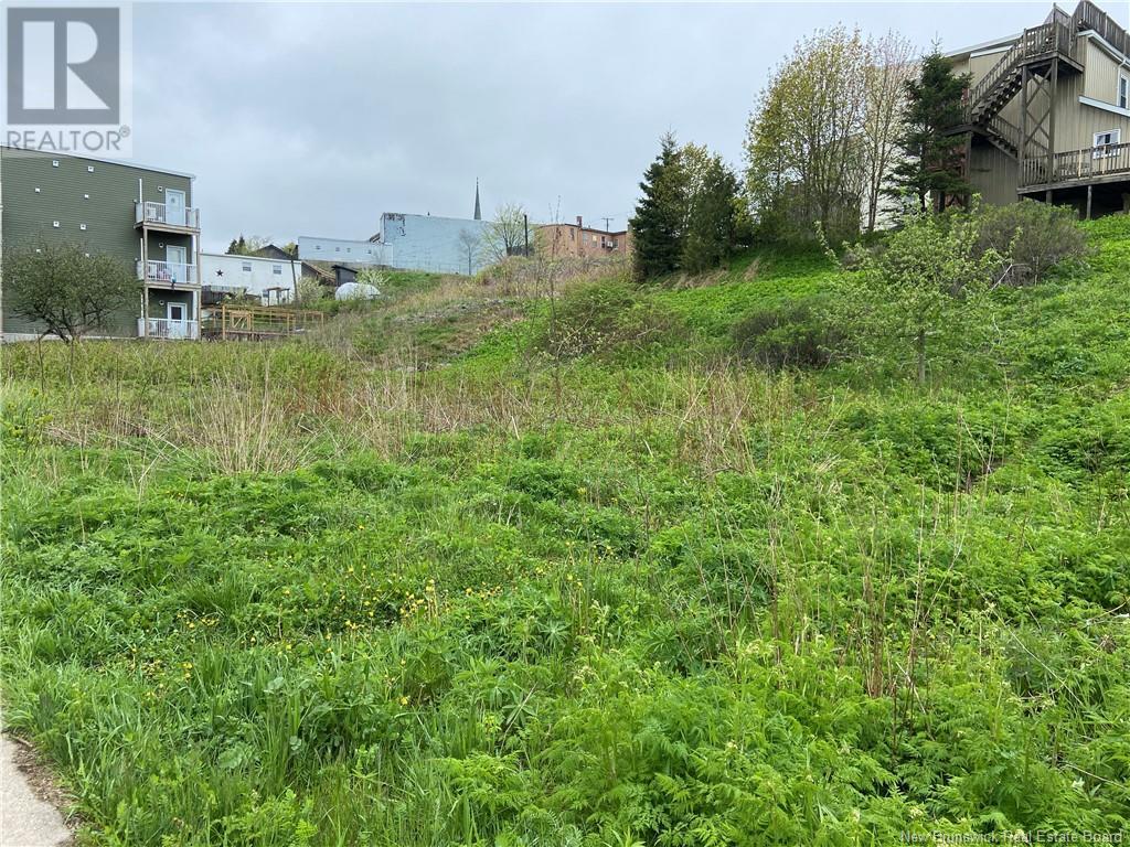 755-757 Brunswick Drive, Saint John, New Brunswick  E2L 3T1 - Photo 3 - NB119192