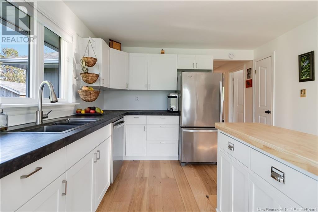 19 Des Lauriers, Grand-Barachois, New Brunswick  E4P 7G8 - Photo 8 - NB120194