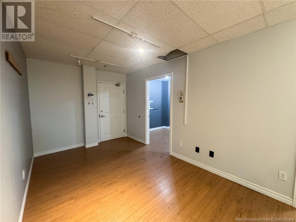 1111 Main Street Unit# 106, Moncton, New Brunswick  E1C 1H3 - Photo 7 - NB120186