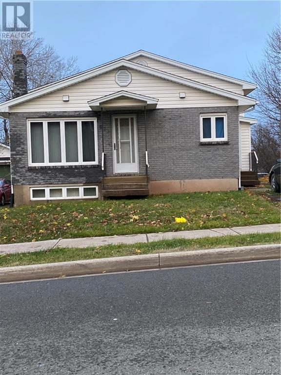 611 High, Moncton, New Brunswick  E1C 6G3 - Photo 2 - NB120001