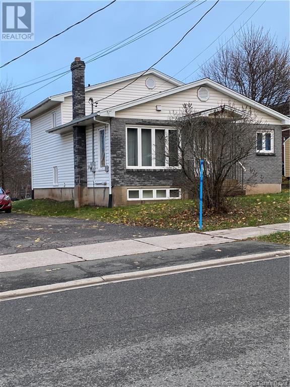 611 High, Moncton, New Brunswick  E1C 6G3 - Photo 3 - NB120001