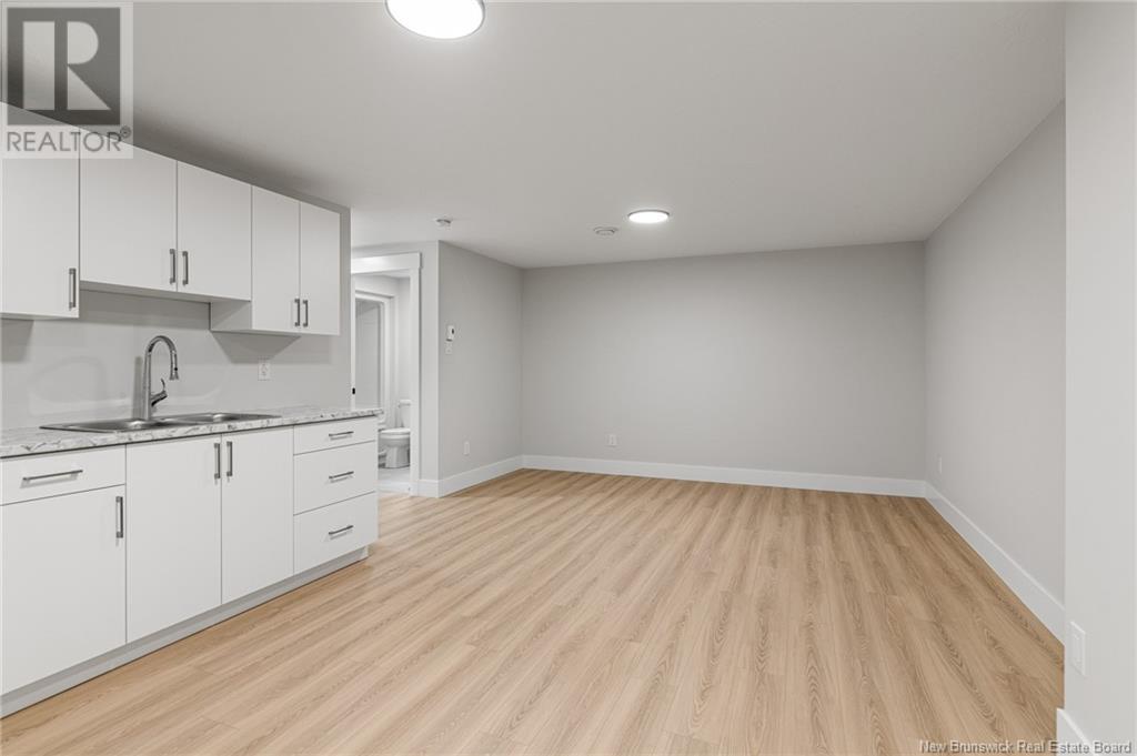 207 Teaberry Avenue, Moncton, New Brunswick  E1G 0E8 - Photo 10 - NB120215