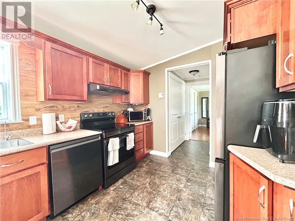 6 Donat Street, Saint-Isidore, New Brunswick  E8M 0A5 - Photo 6 - NB120223