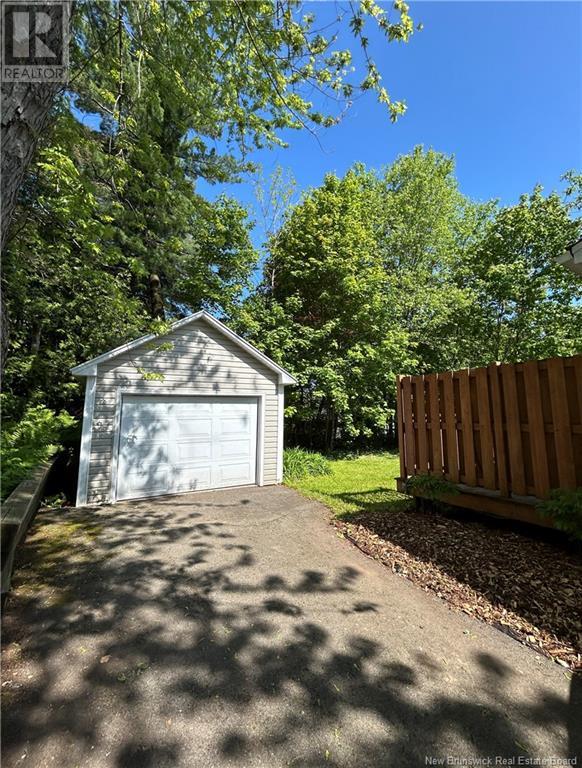 693 Mitchell Street, Fredericton, New Brunswick  E3B 3S7 - Photo 37 - NB120225