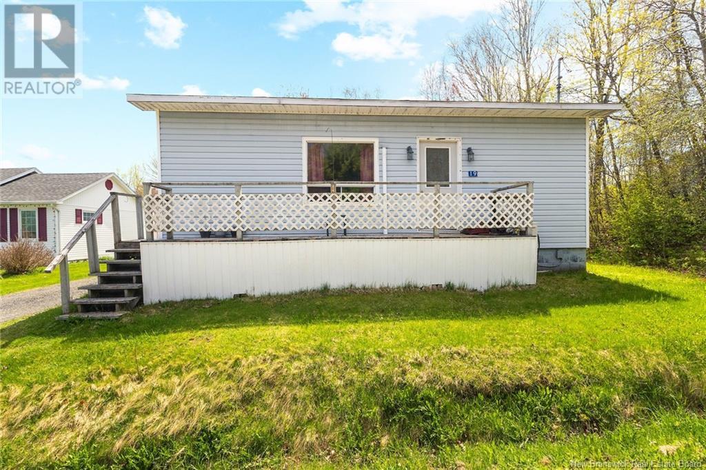19 Hemlock Street, Minto, New Brunswick