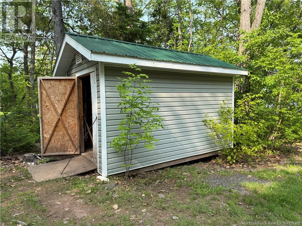 2033 Lakeview Road, Cambridge-Narrows, New Brunswick  E4C 1N3 - Photo 28 - NB120089