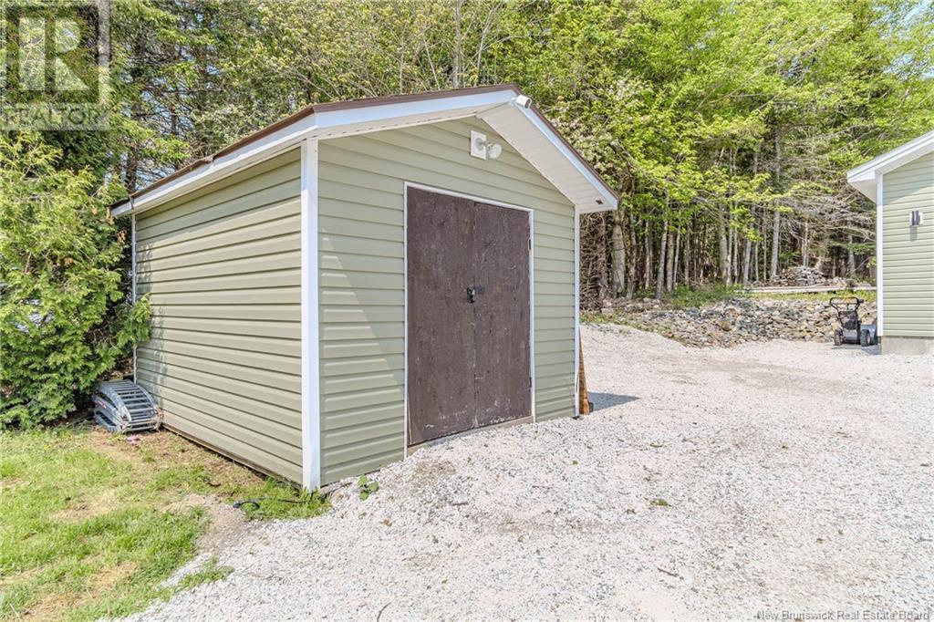 2981 Loch Lomond, Saint John, New Brunswick  E2N 1A9 - Photo 27 - NB120247