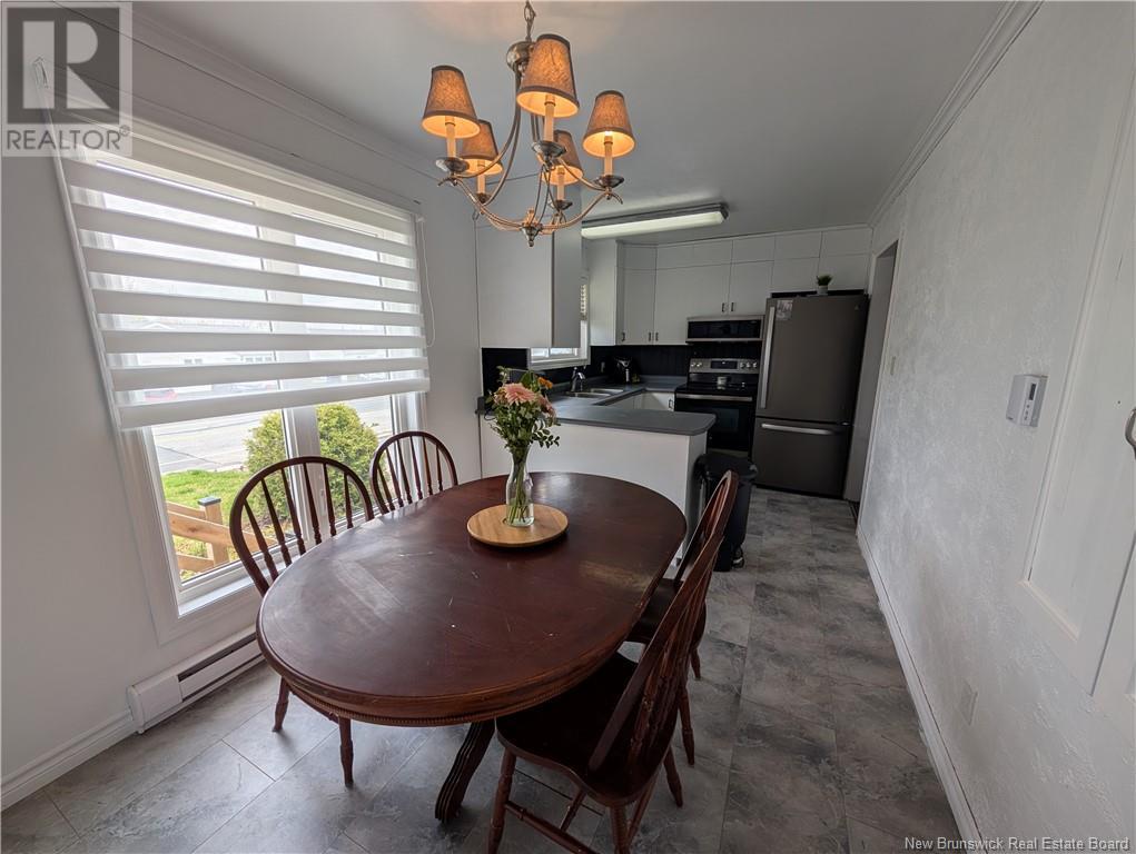 1045 Victoria Avenue, Bathurst, New Brunswick  E2A 3K1 - Photo 14 - NB120265