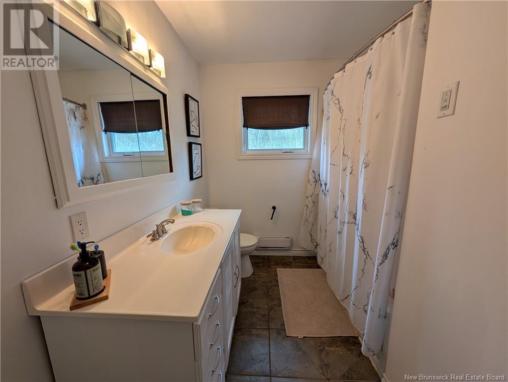 1045 Victoria Avenue, Bathurst, New Brunswick  E2A 3K1 - Photo 29 - NB120265