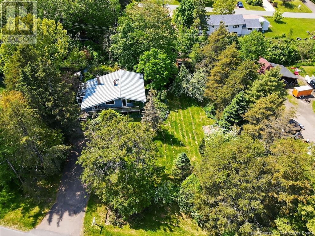 15 Maple, Sackville, New Brunswick  E4L 4C5 - Photo 3 - NB120254