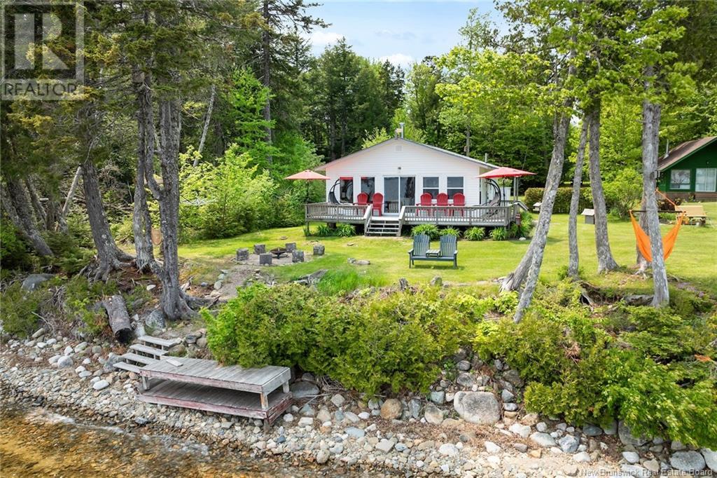 240 26 Lane, Oromocto Lake, New Brunswick  E6K 3X9 - Photo 2 - NB120189