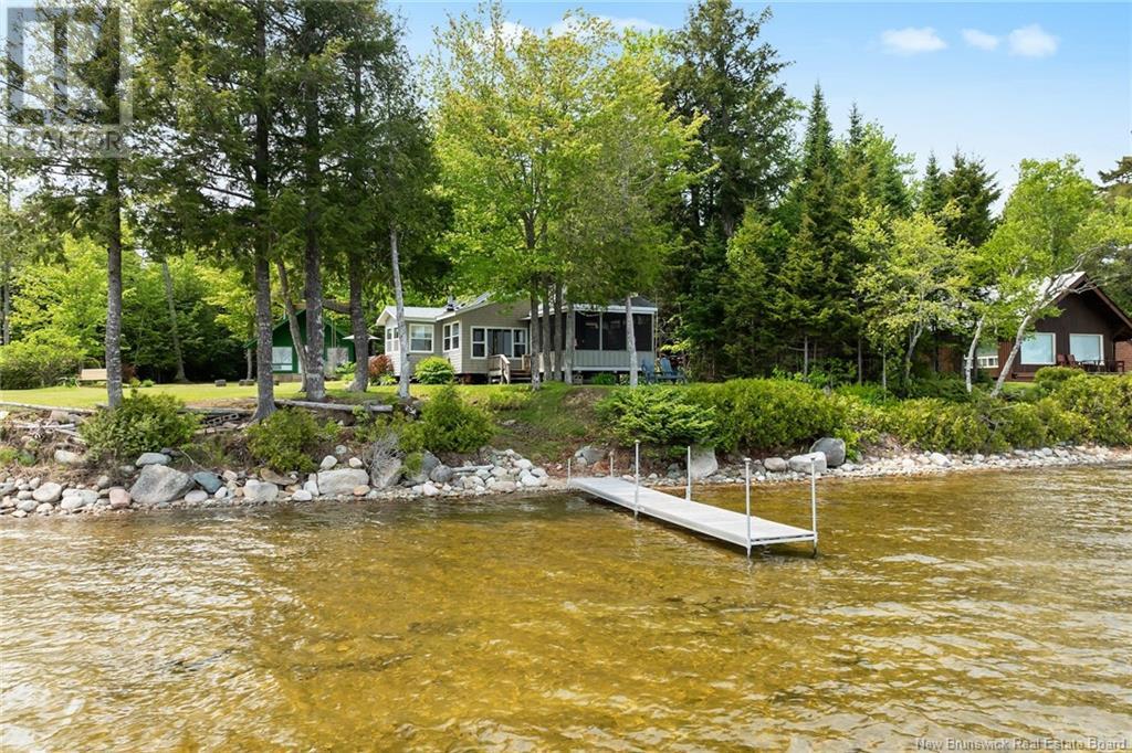 240 26 Lane, Oromocto Lake, New Brunswick  E6K 3X9 - Photo 3 - NB120189