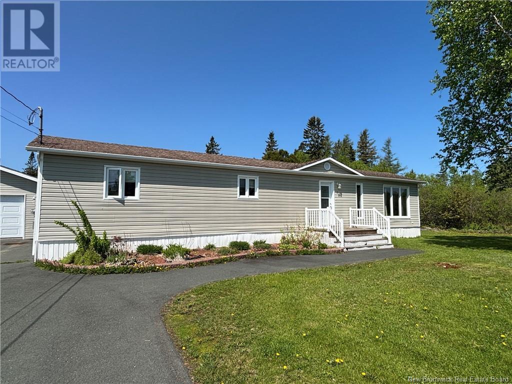 48 Route 134, Petit-Rocher-Nord, New Brunswick