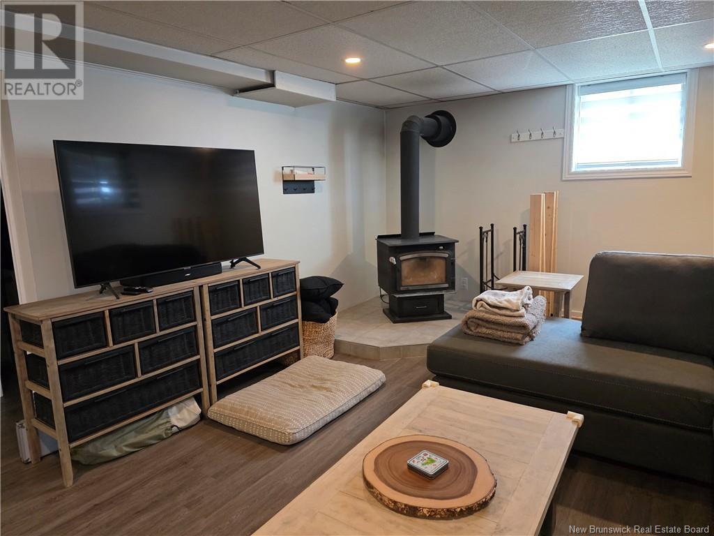 210 Marie, Beresford, New Brunswick  E8K 1P8 - Photo 25 - NB120267