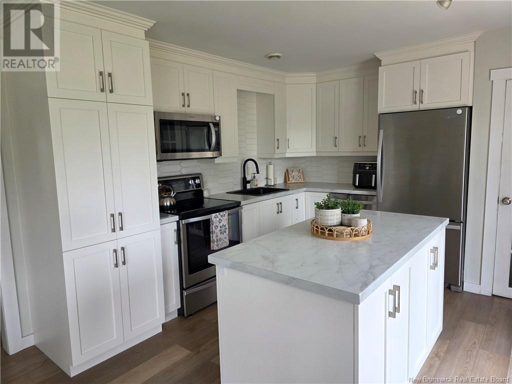 210 Marie, Beresford, New Brunswick  E8K 1P8 - Photo 8 - NB120267