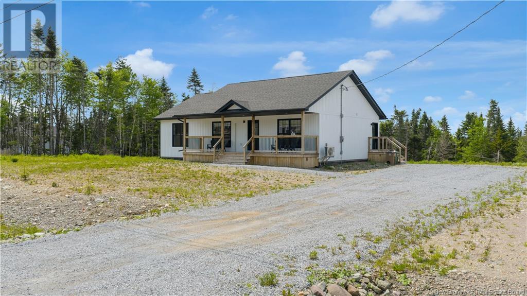 81 Mallory Street, Saint John, New Brunswick  E2N 0C3 - Photo 2 - NB120321