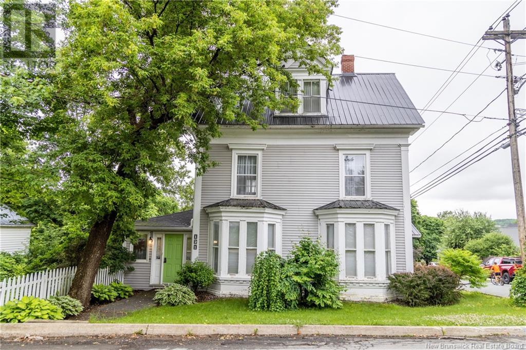 121 Prince Albert Street, Woodstock, New Brunswick