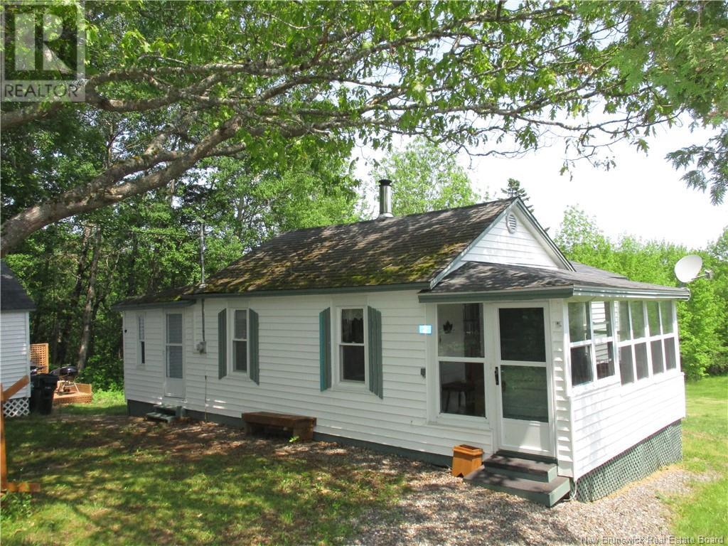2 BOGLE Road, Central Greenwich, New Brunswick