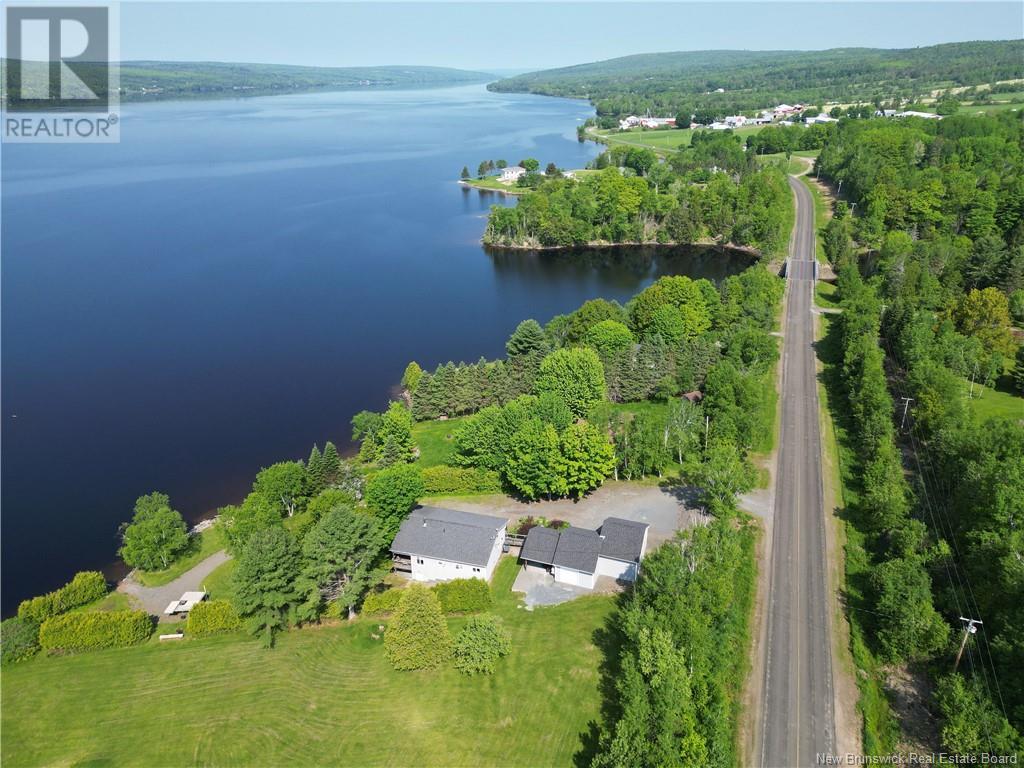 3069 Route 105, Bear Island, New Brunswick  E6L 1H6 - Photo 2 - NB120311