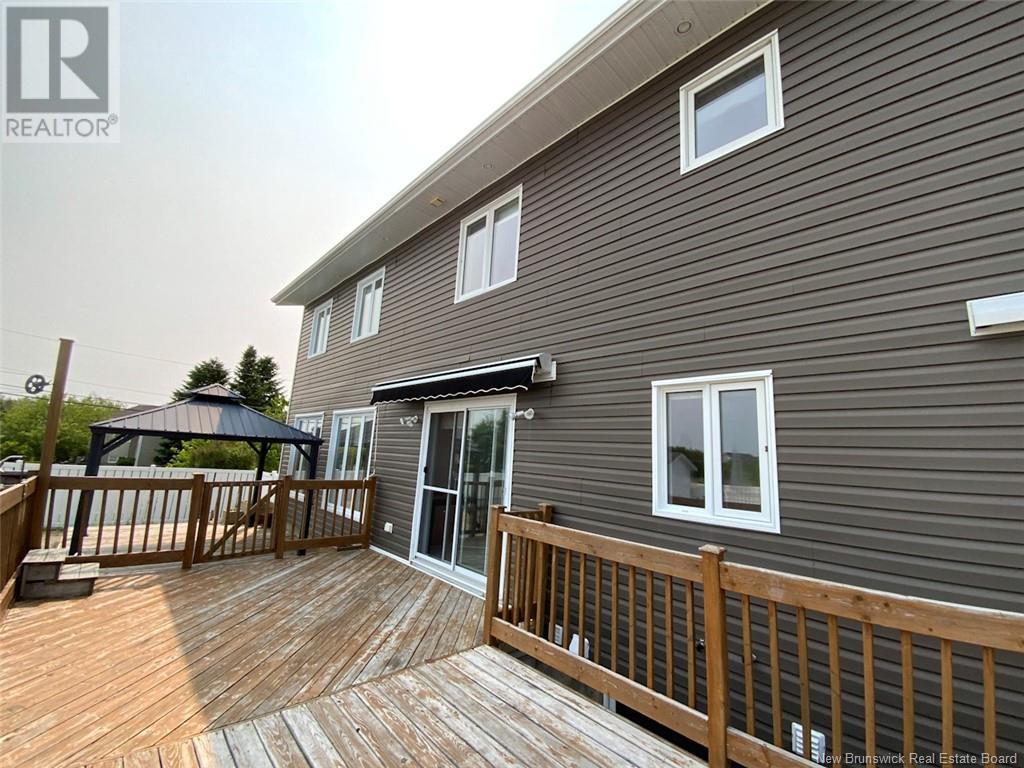 33 Thibaudeau Avenue, Edmundston, New Brunswick  E3V 4Z1 - Photo 24 - NB120370