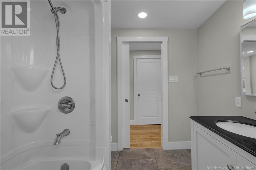 279 Millidge Avenue, Saint John, New Brunswick  E2M 2M9 - Photo 18 - NB120347