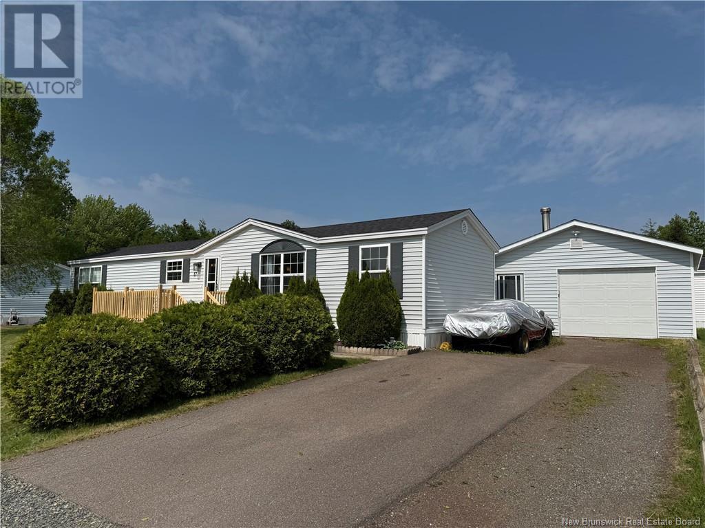 17 Lobelia Street, Moncton, New Brunswick
