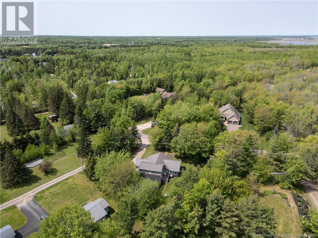 47 Baron, Grand-Barachois, New Brunswick  E4P 6T4 - Photo 4 - NB120423