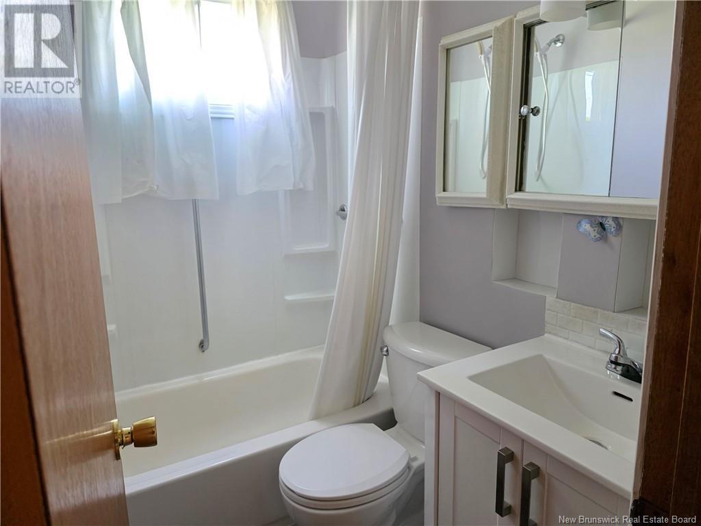 90 Kentlodge, Beresford, New Brunswick  E8K 1B1 - Photo 21 - NB120280
