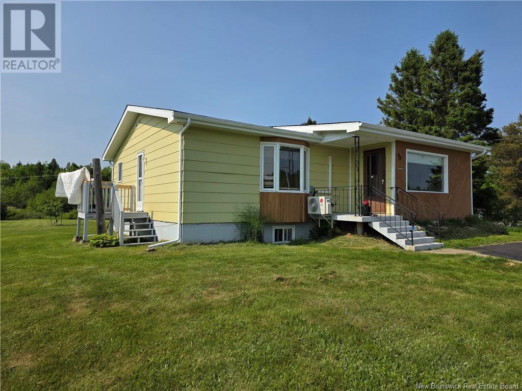 90 Kentlodge, Beresford, New Brunswick  E8K 1B1 - Photo 3 - NB120280