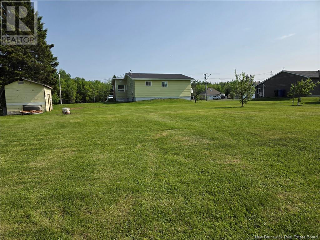 90 Kentlodge, Beresford, New Brunswick  E8K 1B1 - Photo 8 - NB120280