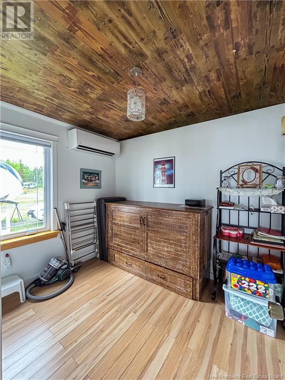 23586 Route 134, Black Point, New Brunswick  E8G 1R5 - Photo 10 - NB120406