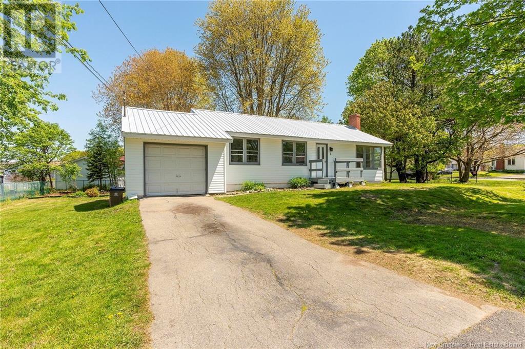 8 Silver Crescent, Saint John, New Brunswick  E2J 3G3 - Photo 37 - NB119990