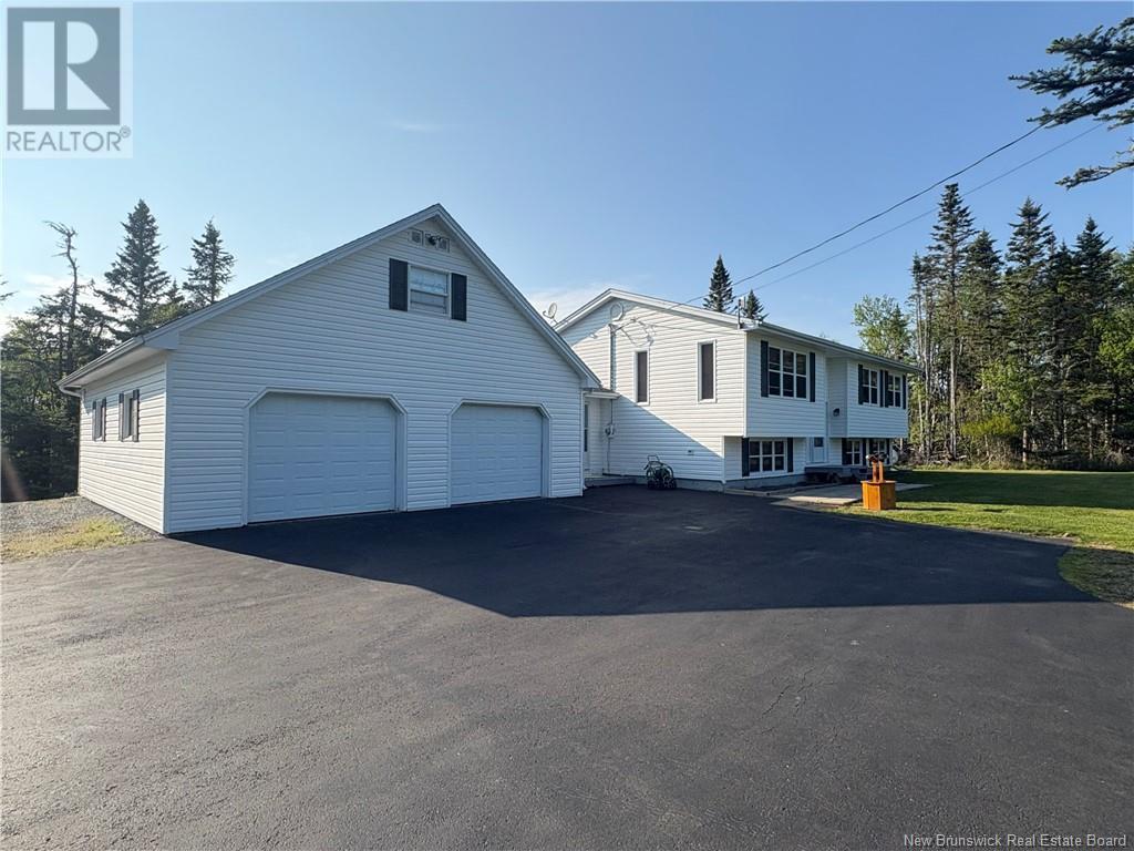 68 Ridge Road, Maces Bay, New Brunswick