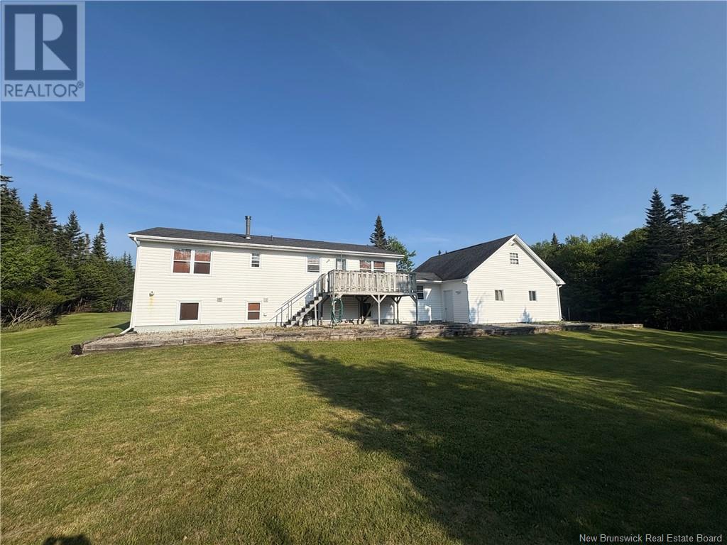 68 Ridge Road, Maces Bay, New Brunswick  E5J 1V4 - Photo 9 - NB119969